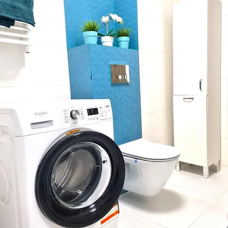 Apartman Apartament Dla 2 Osob Przy Plywajacych Basenach Zakrzowek Krakkó